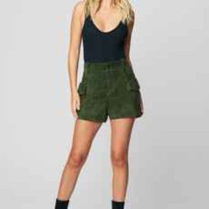 NWT: BLANK NYC Crocodile Tears Suede Flap Pocket Shorts Size 25